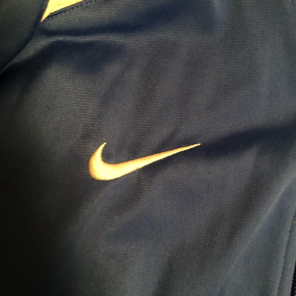 Nike Zip Up - Picture 2 of 4